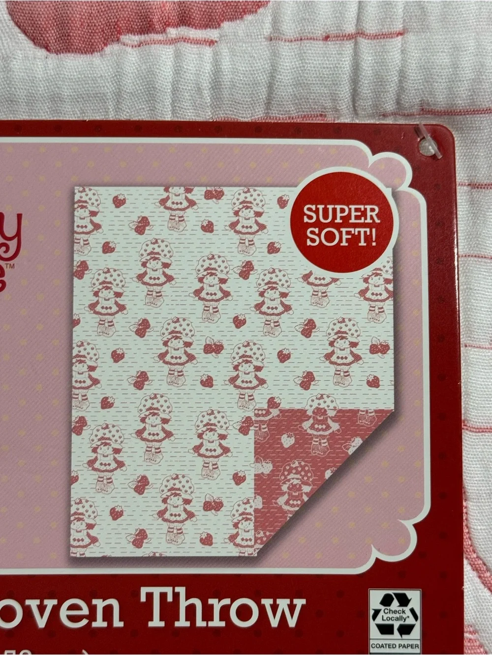 Jay Franco Strawberry Shortcake woven jacquard throw blanket